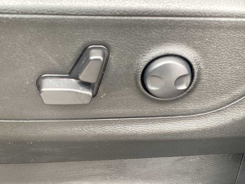 Used 2023 RAM 1500 Big Horn AWD/4WD image 21