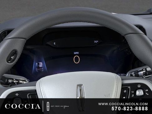 New 2026 Lincoln Aviator AWD image 13