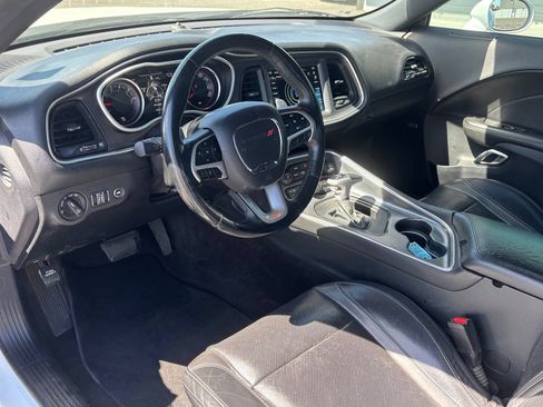 Used 2018 Dodge Challenger GT w/ Driver Convenience Group AWD/4WD image 13