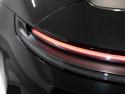 Certified 2025 Porsche 911 Carrera RWD image 32