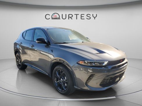 Used 2024 Dodge Hornet R/T Plus w/ Tech Pack Plus w/o Parking AWD/4WD image 4