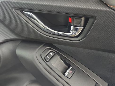 Used 2025 Subaru Crosstrek 2.5i Limited image 10