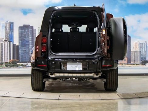 Used 2025 Land Rover Defender 110 Sedona Red Edition image 12