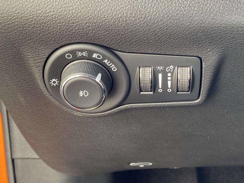 New 2026 Jeep Compass Latitude AWD/4WD image 18