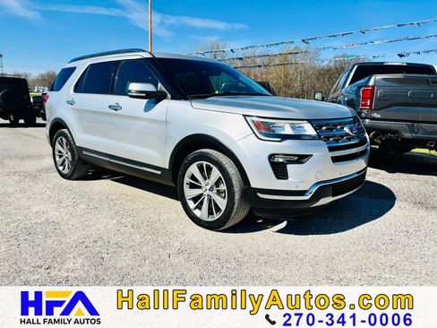 Used 2018 Ford Explorer Limited AWD/4WD image 7