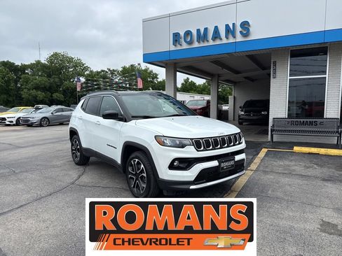 Used 2023 Jeep Compass Limited AWD/4WD image 1
