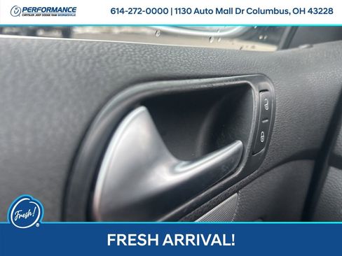 Used 2009 Volkswagen Jetta SEL image 20