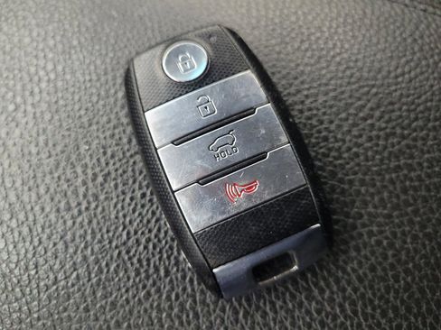 Used 2014 Kia Sorento LX w/ Premium Package FWD image 32