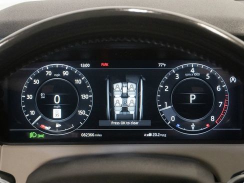 Used 2018 Land Rover Range Rover Velar S AWD/4WD image 16