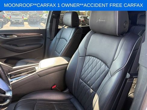 Used 2024 Buick Enclave Avenir w/ Avenir Technology Package AWD/4WD image 15