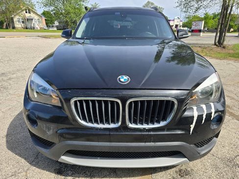 Used 2014 BMW X1 sDrive28i RWD image 2