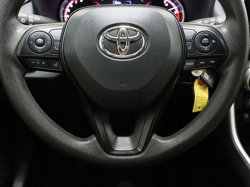 Used 2024 Toyota RAV4 LE image 21