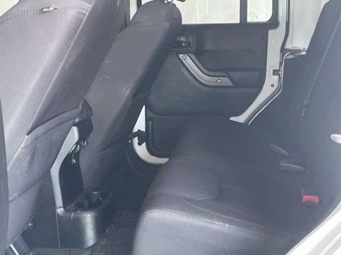 Used 2013 Jeep Wrangler Unlimited Sport AWD/4WD image 15