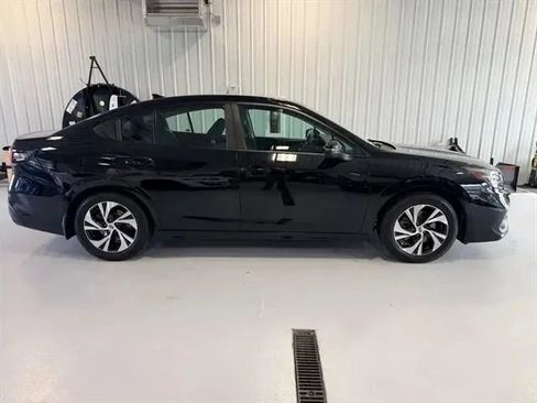 Used 2024 Subaru Legacy Premium AWD/4WD image 2