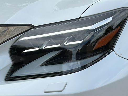 Used 2022 Lexus GX 460 image 4