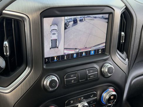 Used 2022 GMC Sierra 3500 Denali w/ Denali Ultimate Package image 22