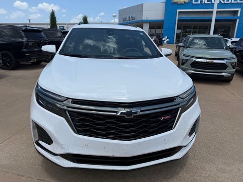 Used 2023 Chevrolet Equinox RS FWD image 2