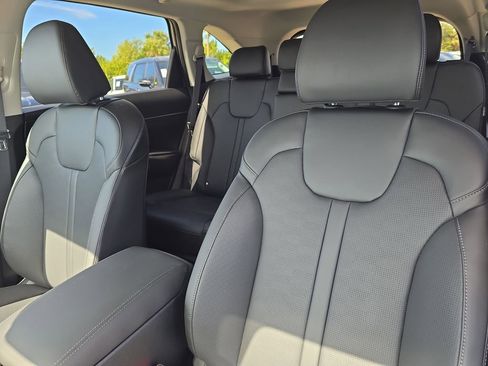 New 2026 Kia Sorento S FWD image 21