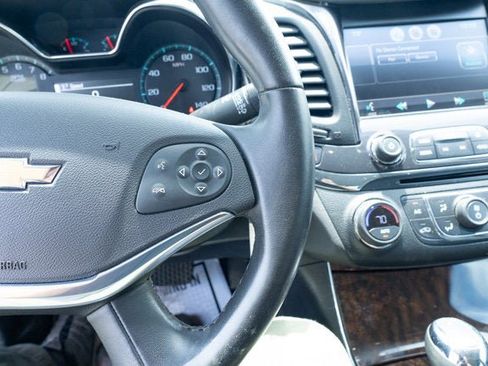 Used 2014 Chevrolet Impala LT image 22