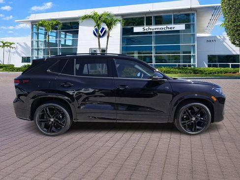 New 2026 Volkswagen Tiguan SE R-Line FWD image 8