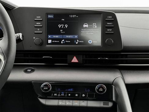 New 2025 Hyundai Elantra Sport FWD image 19