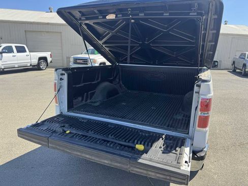 Used 2013 Ford F150 XLT w/ XLT Chrome Pkg image 11