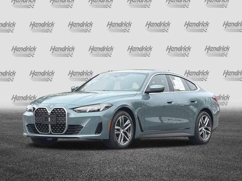 Certified 2025 BMW 430i w/ Premium Package image 9