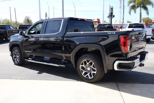 New 2026 GMC Sierra 1500 SLE w/ Max Trailering Package AWD/4WD image 6
