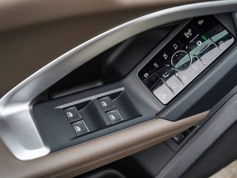 New 2025 Audi Q5 Premium Plus image 23