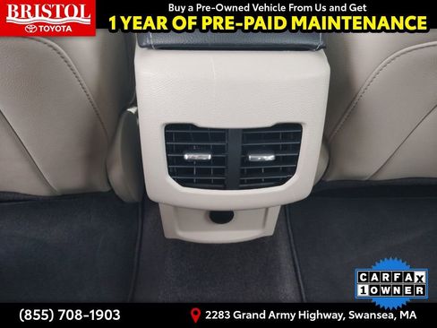 Used 2017 Ford Fusion SE w/ Fusion SE Technology Package image 19