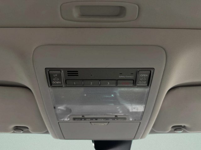 Used 2012 Lexus LS 460 AWD w/ Luxury Value Edition image 24