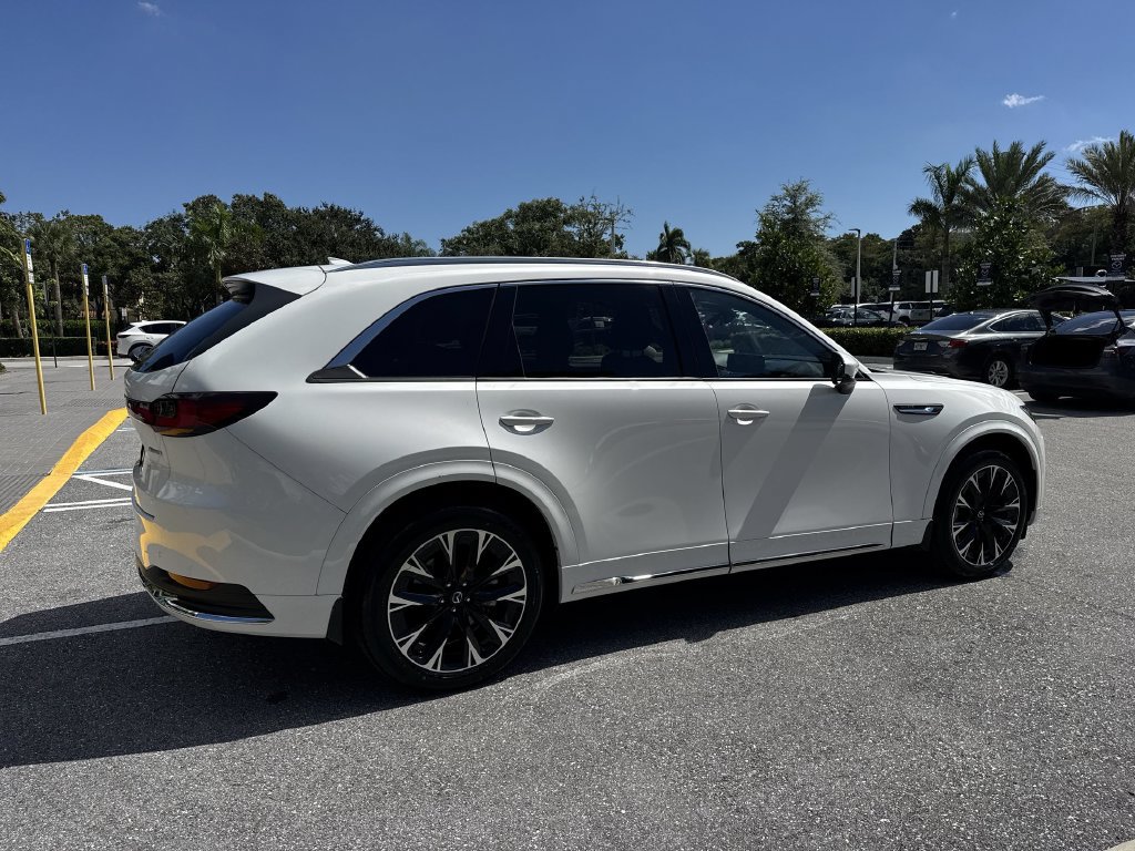 Certified 2025 MAZDA CX-90 3.3 Turbo S w/ Premium Package AWD/4WD image 4