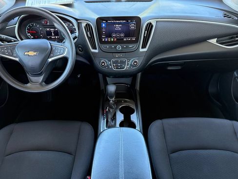 Used 2024 Chevrolet Malibu LT FWD image 21