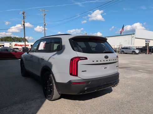 Used 2021 Kia Telluride EX w/ EX Premium Package AWD/4WD image 6