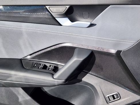 New 2026 Volkswagen Tiguan SE R-Line AWD/4WD image 12
