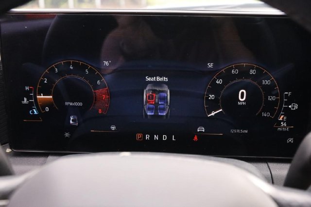 Used 2025 Ford Mustang Coupe RWD image 13