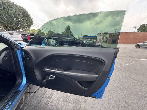 Used 2016 Dodge Challenger R/T Scat Pack w/ Leather Interior Group RWD image 14