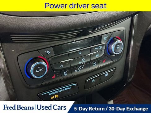 Used 2017 Ford Escape SE w/ Equipment Group 201A image 20