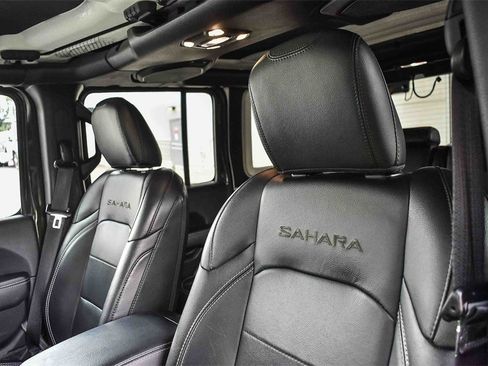 Used 2022 Jeep Wrangler Unlimited Sahara image 22