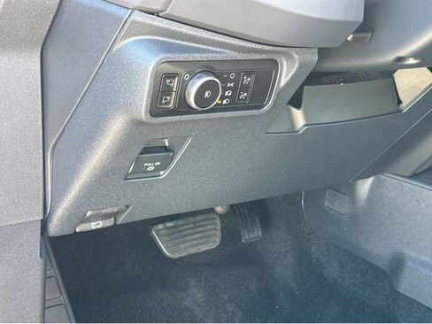 New 2025 Ford Bronco Outer Banks w/ Sasquatch Package image 35