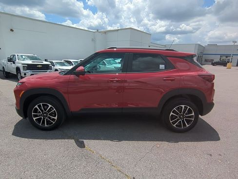 Used 2026 Chevrolet TrailBlazer LT w/ Driver Confidence Package image 5