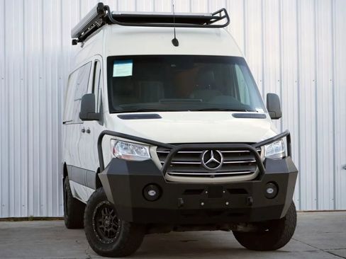 Used 2019 Mercedes-Benz Sprinter 2500 w/ Premium Plus Package image 58