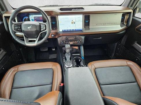 Used 2023 Ford Bronco Outer Banks AWD/4WD image 17