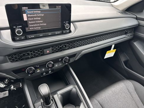 New 2025 Honda Accord LX image 21