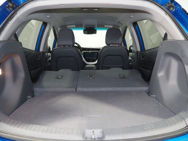 Used 2020 Chevrolet Bolt Premier w/ Infotainment Package FWD image 43