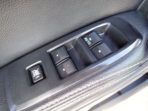 Used 2019 Ford Ranger Lariat w/ Equipment Group 501A Mid image 14