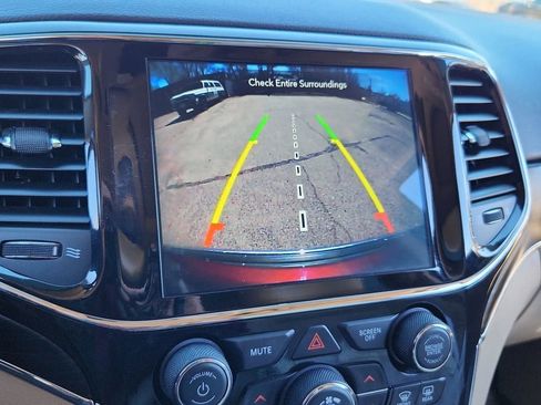 Used 2021 Jeep Grand Cherokee Limited AWD/4WD image 29
