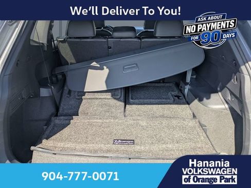 Certified 2024 Volkswagen Tiguan SE R-Line FWD image 12