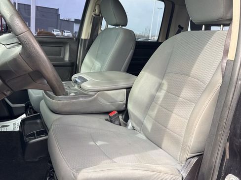 Used 2017 RAM 1500 Express image 11