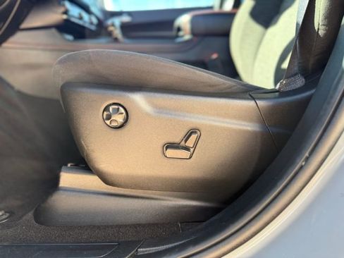 Used 2023 Dodge Durango GT image 14